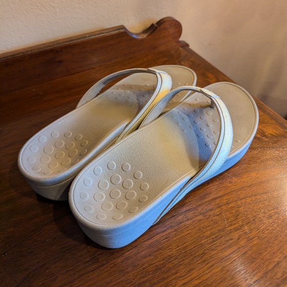 Vionic Tide II women's Flip flops Size 9 - Picture 3 of 9